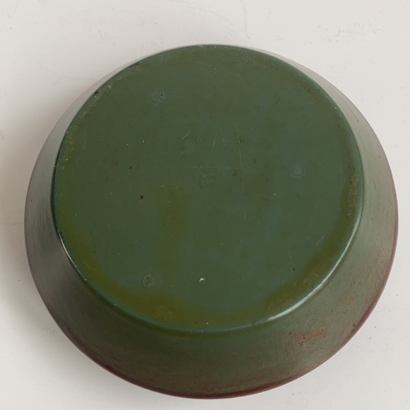 Folk art hand painted floral marked H. Stiles trinket box jewelry box. - Picture 8 of 12